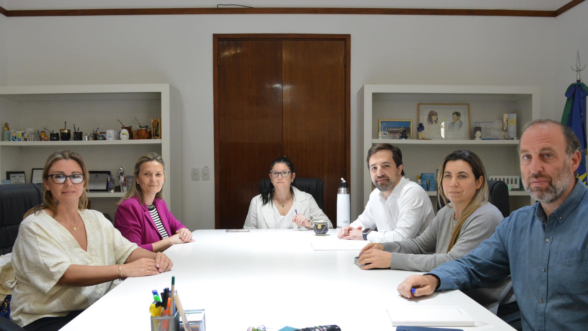 LA INTENDENTE SE REUNIÓ CON EL MINISTRO DE SALUD DE LA PROVINCIA